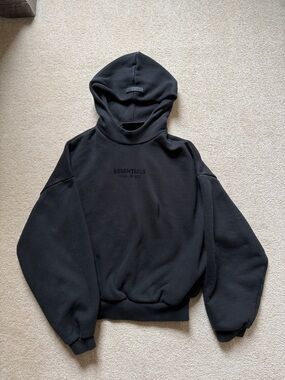 ESSENTIALS Fear of God Black Pullover Hoodie XXS